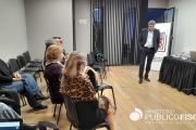 Charla sobre maltrato animal en el Colegio Público de Abogados local