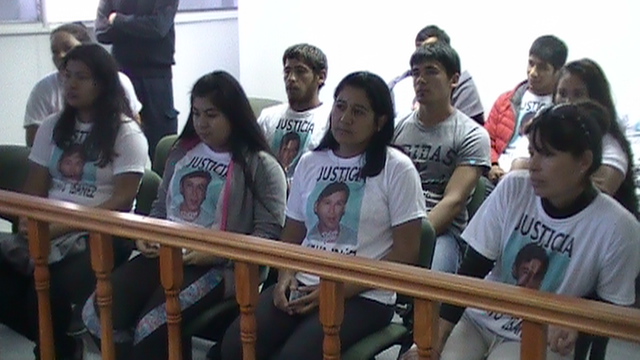 Familiares de víctima en la sala