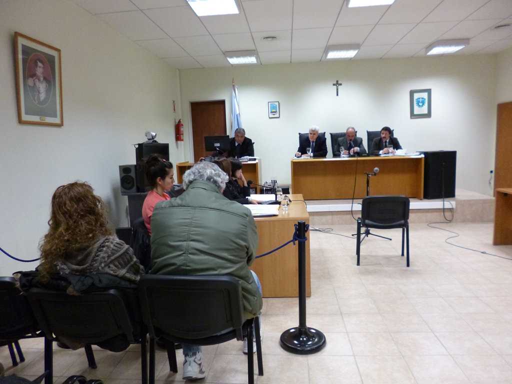 familiares_de_Caamao_querella_funcionaria_y_Jueces_de_Cmara