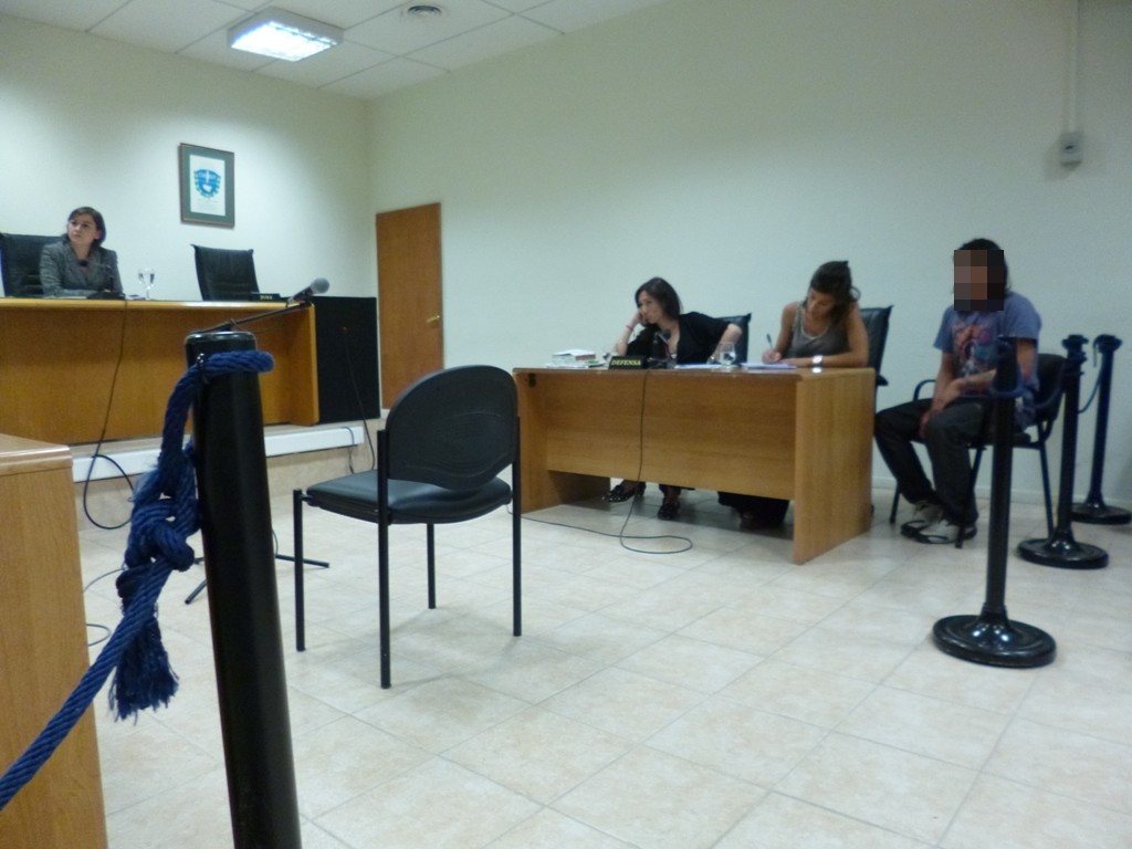 jueza_defensoras_y_chacana_en_audiencia
