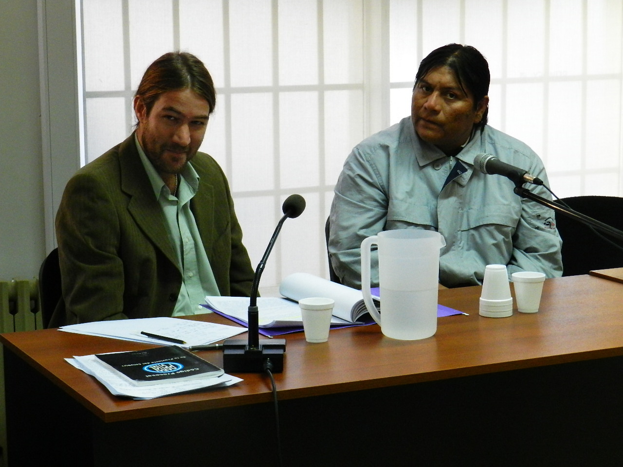 Riveros junto a su defensor