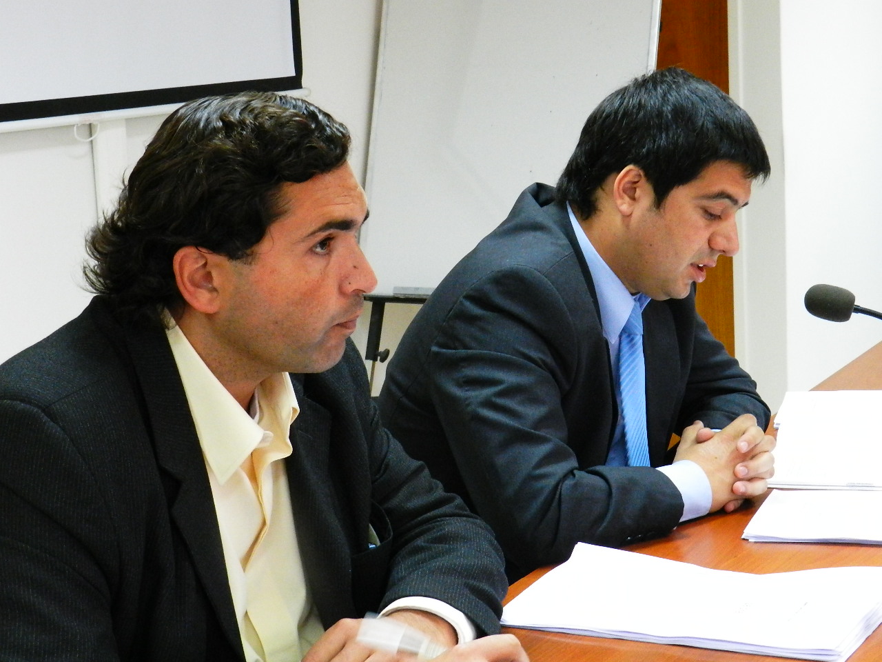 Asesor de menores Diego Briseño y Funcionario de fiscalía Alex Williams