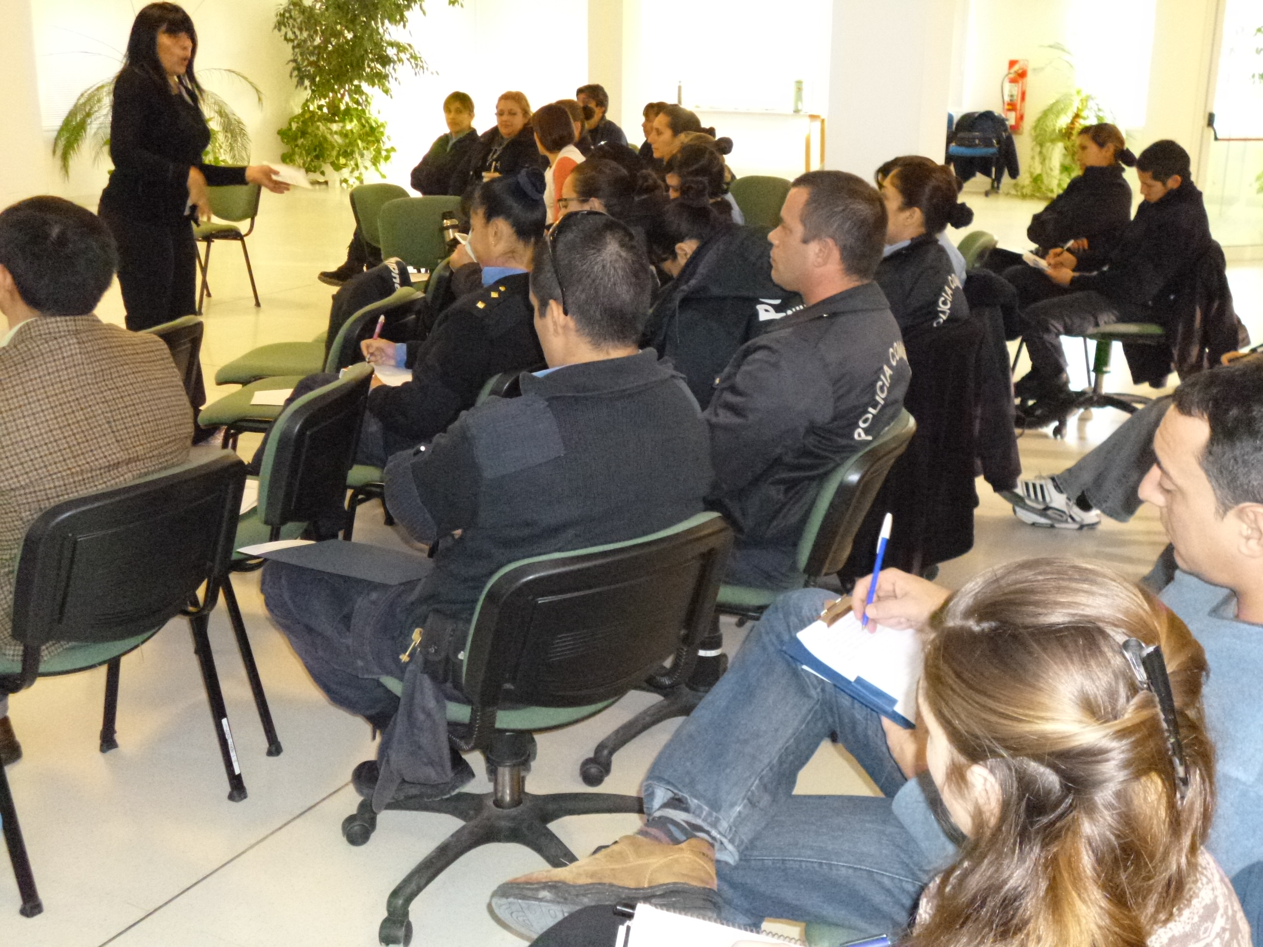 Las jornadas tuvieron su actividad en la sala de audiencias de Seros en Trelew