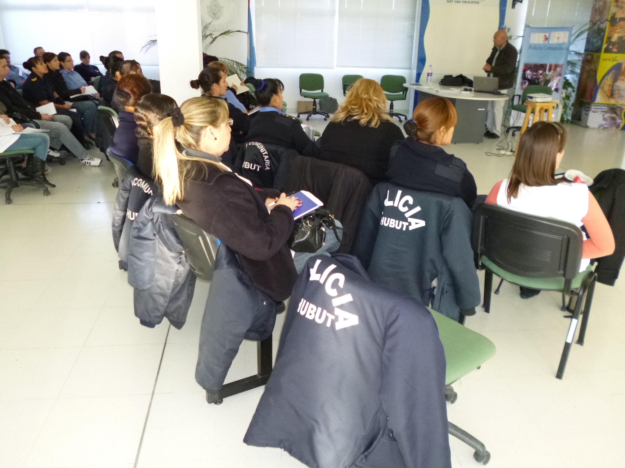 La policía comunitaria continuará con sus jornadas en otras localidades de la provincia