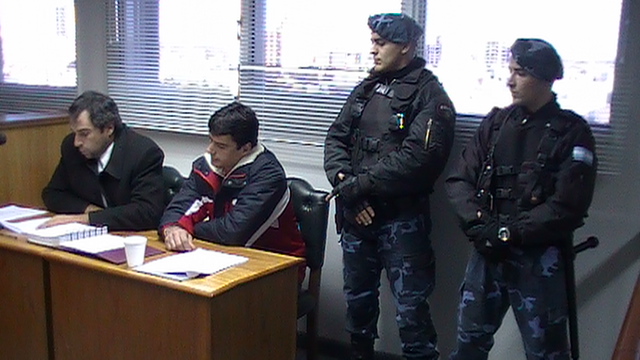 Espiasse, su defensor y la guardia