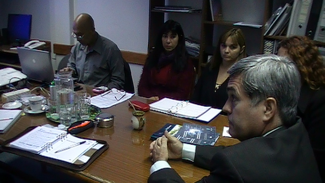 El Dr. Miquelarena dialogó con las visitantes en el savd
