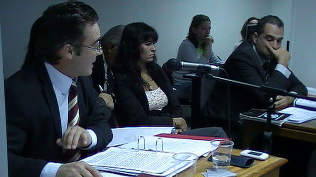 El Fiscal General Arnaldo Maza exponiendo durante la audiencia